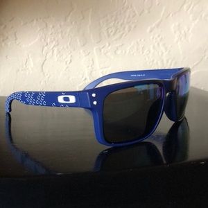 Oakley sunglasses. Never worn brand new